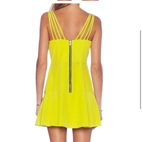 NBD The Naven Twins Green Dress - Picture 2 of 6